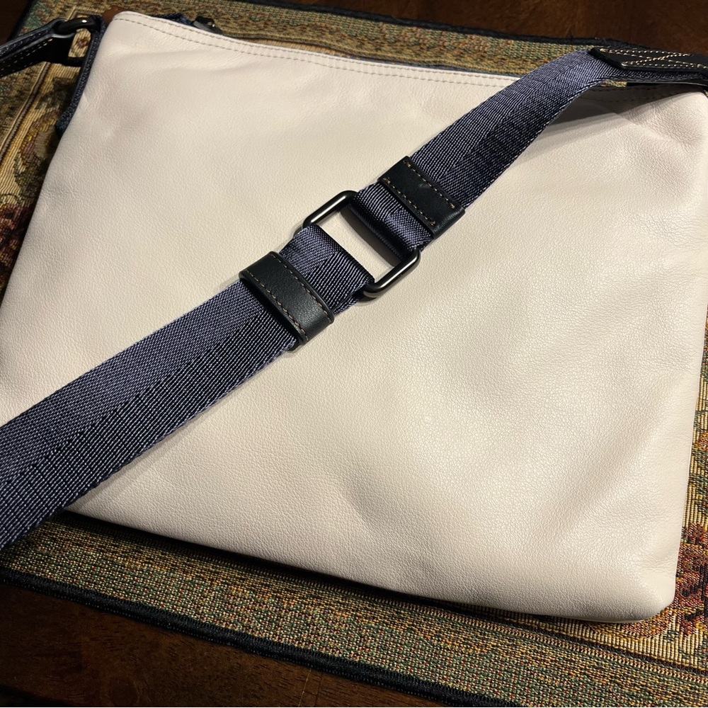 COACH Pacer Crossbody in Chalk, Navy & Brown - Picture 8 of 14